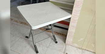 80x80 Katlanır Plastik Beyaz Masa