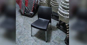 Kolsuz Yemekhane Sandalyesi