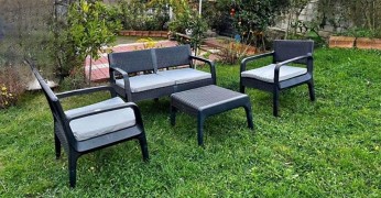 Plastik Bahçe Oturma Grubu