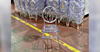 Şeffaf Hayalet Sandalye